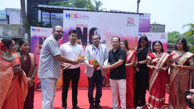 Dr_Ranajit_Kar_Group_Pic